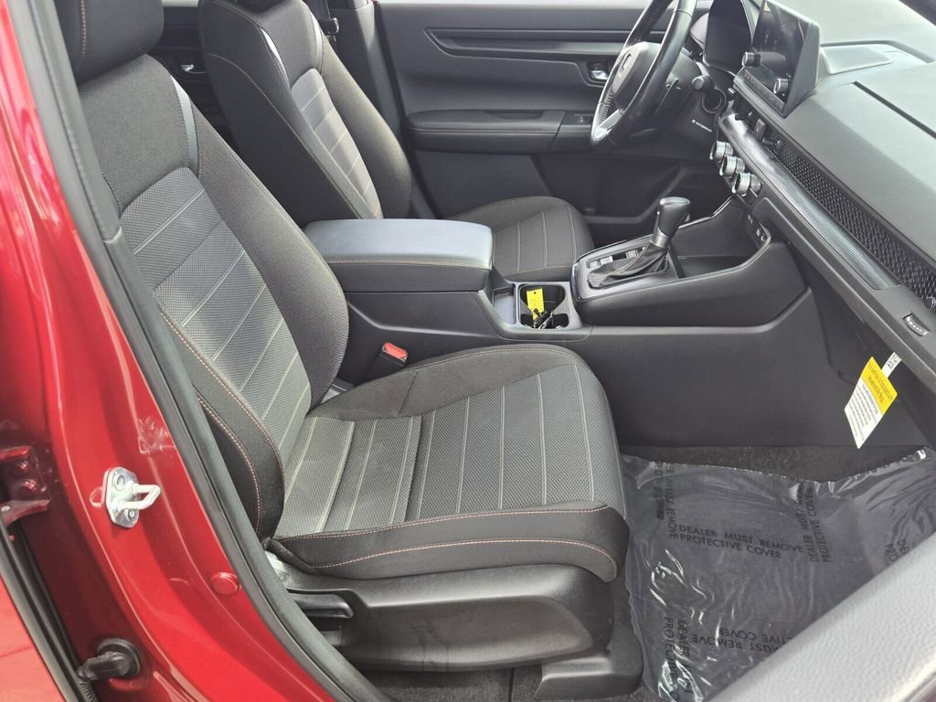Used 2025 Honda CR-V Sport image 17