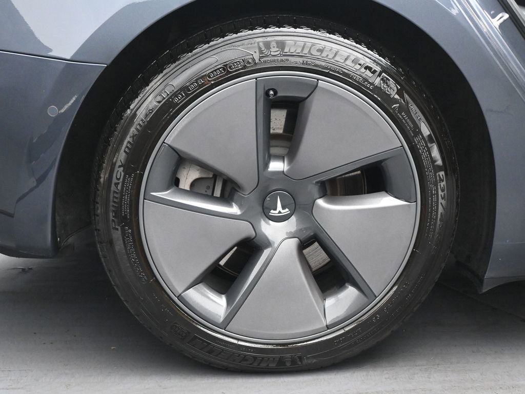 Used 2022 Tesla Model 3 Standard Range RWD image 36