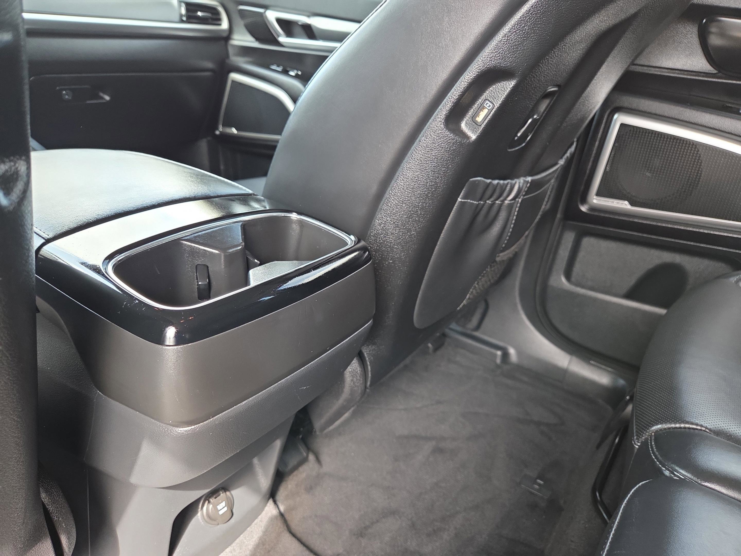 Used 2020 Kia Telluride LX image 30