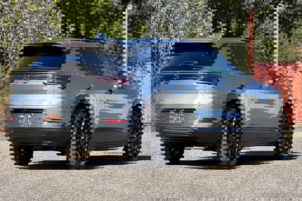 New 2026 Chevrolet Equinox EV LT w/ LPO, Blackout Package image 4