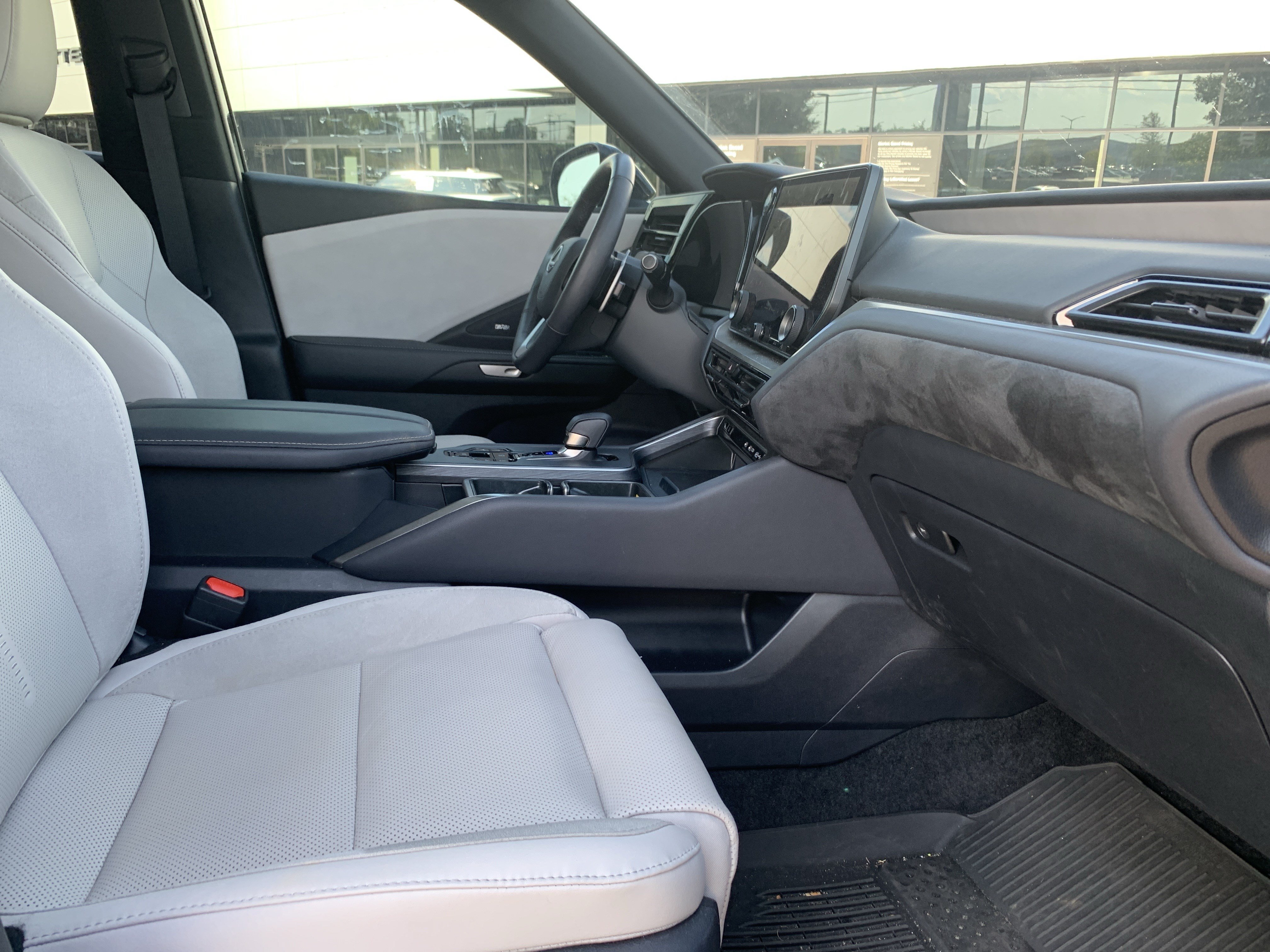 Used 2026 Lexus TX 350 AWD w/ Technology Package image 35