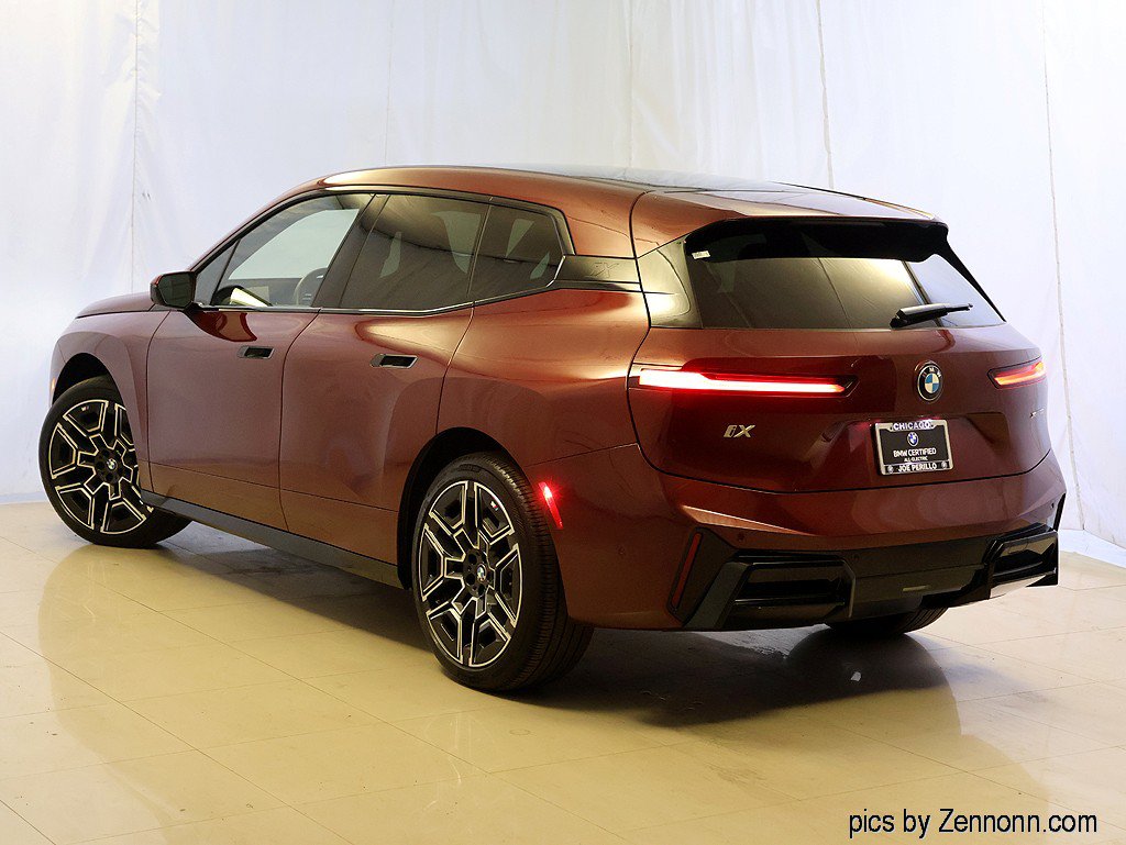 Certified 2026 BMW iX xDrive60 AWD/4WD image 9