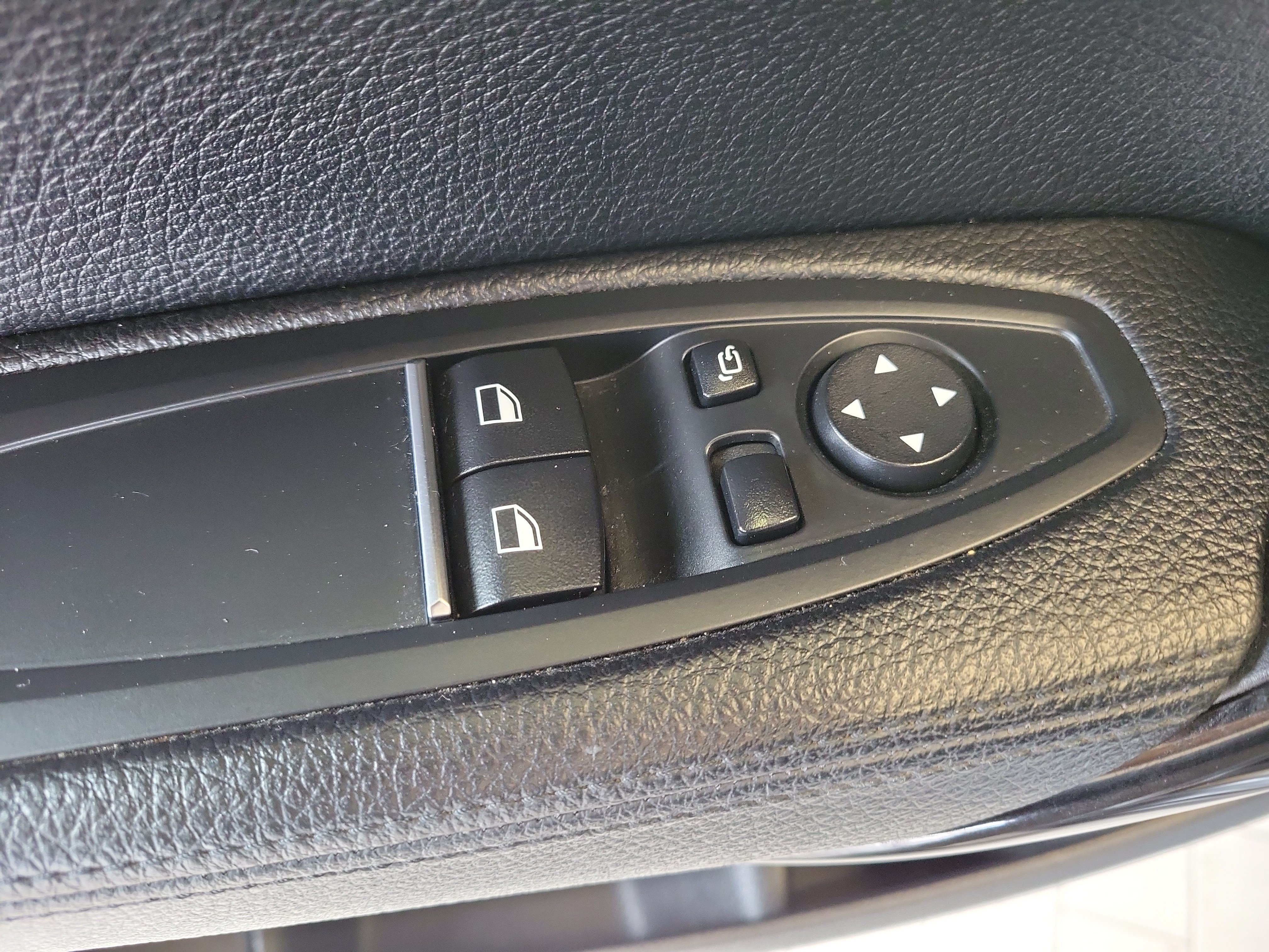 Used 2018 BMW 230i xDrive Coupe AWD/4WD image 20