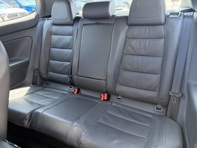 Used 2008 Volkswagen R32 AWD/4WD image 24