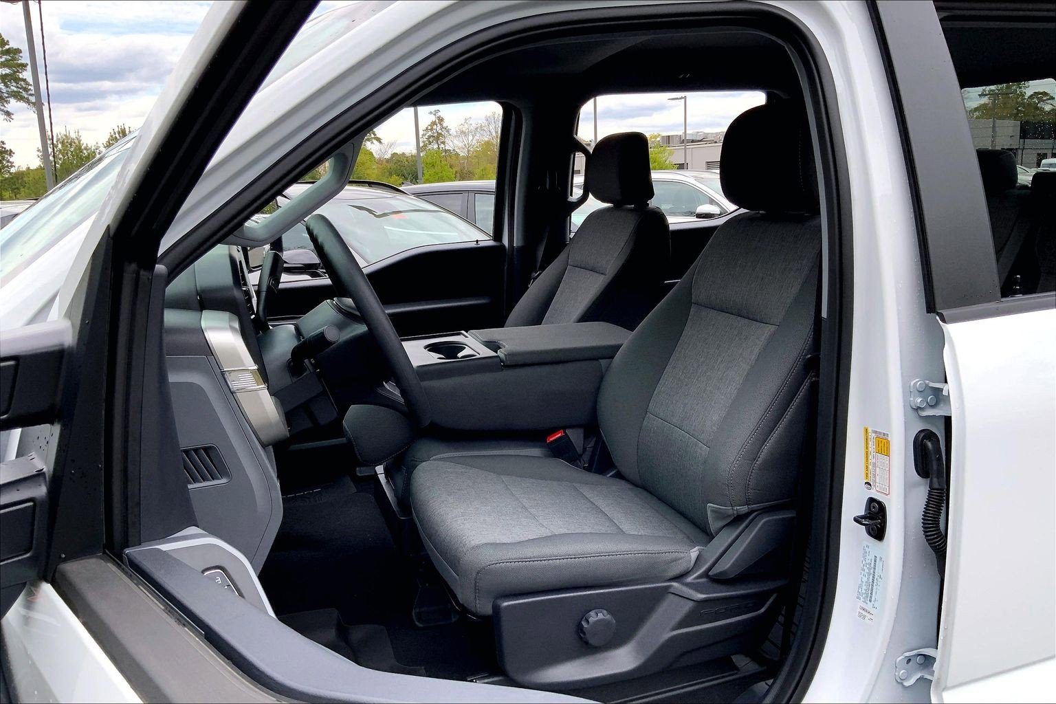 Used 2024 Ford F250 XL w/ STX Appearance Package AWD/4WD image 27