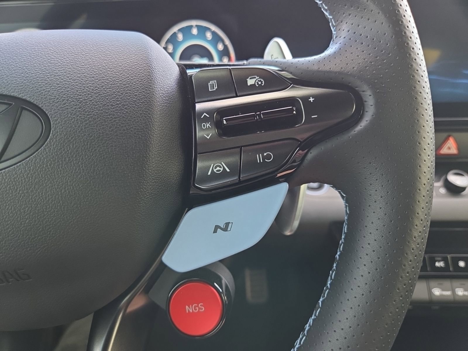 Used 2025 Hyundai Elantra N FWD image 26