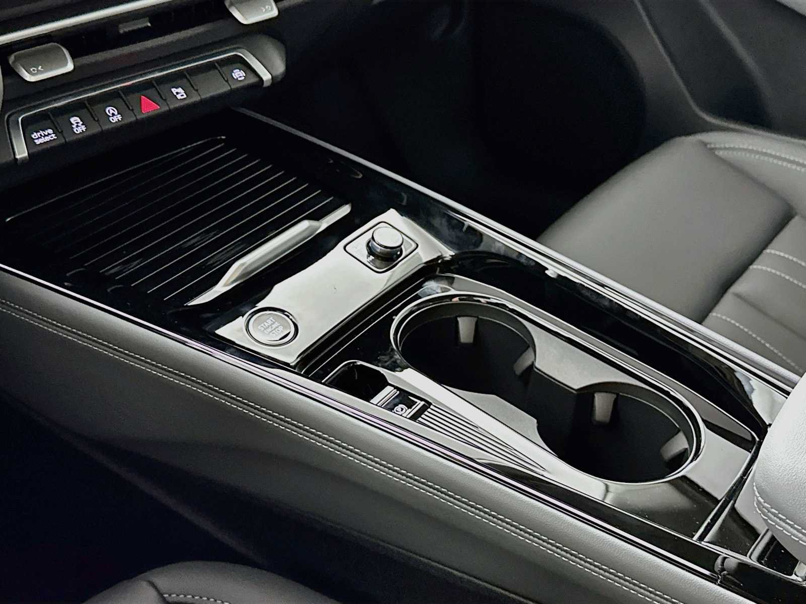 New 2026 Audi Q3 quattro 2.0T AWD/4WD image 16