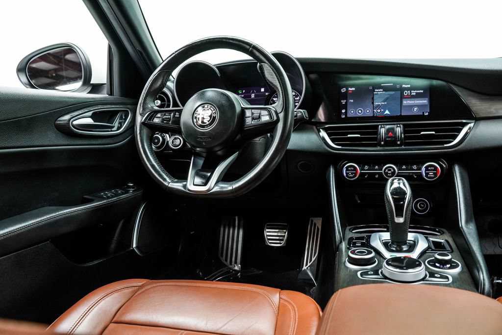 Used 2022 Alfa Romeo Giulia Ti w/ Active Assist Plus Package RWD image 24