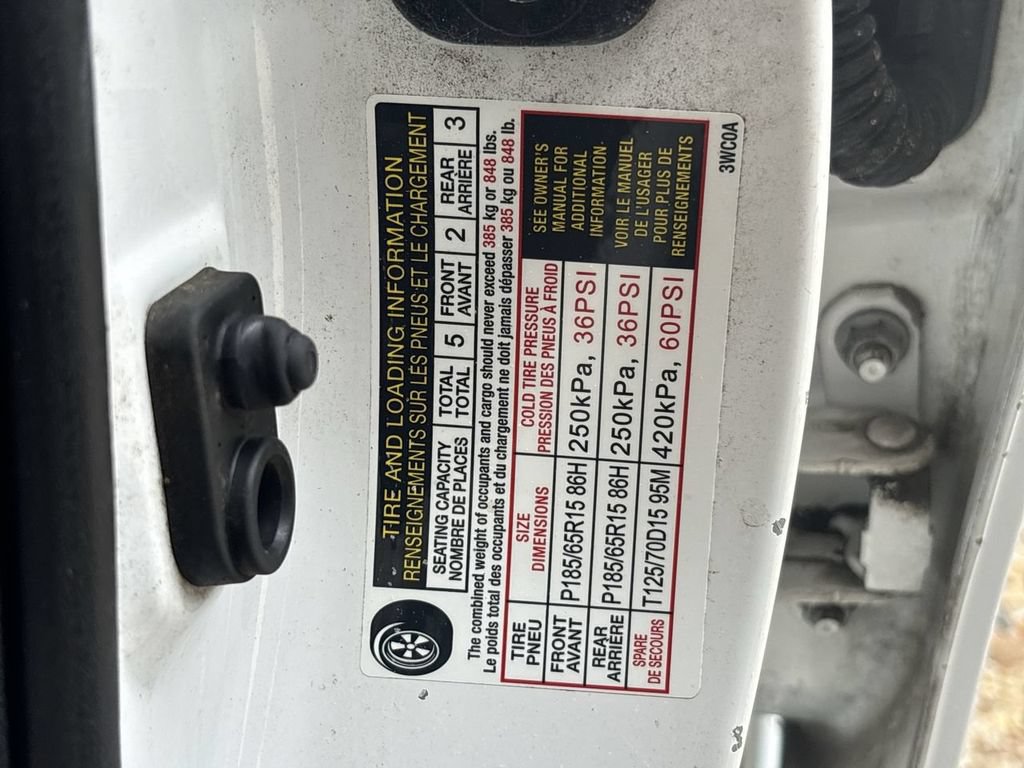 Used 2013 Nissan Versa FWD image 32