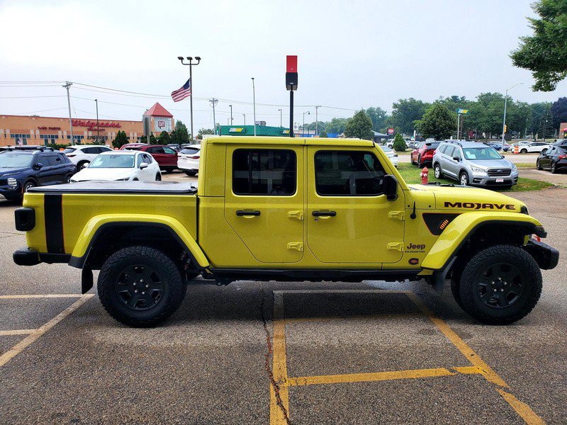 Used 2023 Jeep Gladiator Mojave w/ Cold Weather Group AWD/4WD image 4