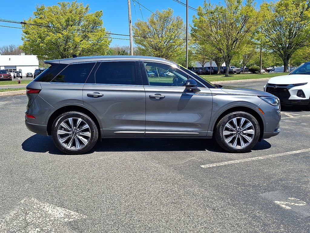 Used 2022 Lincoln Corsair Reserve w/ Equipment Group 201A AWD/4WD image 10