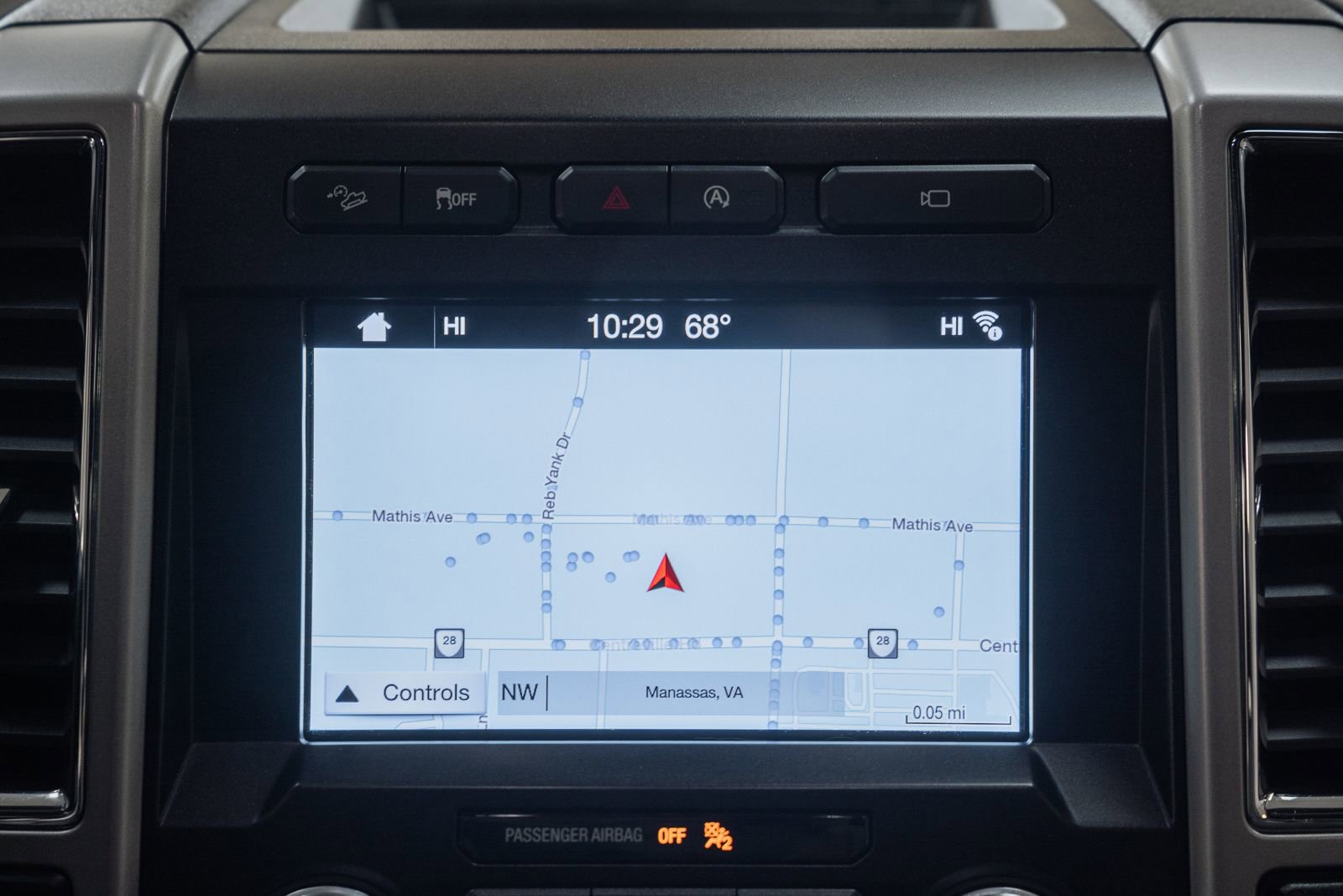 Used 2017 Ford F150 Lariat w/ Equipment Group 502A Luxury image 29