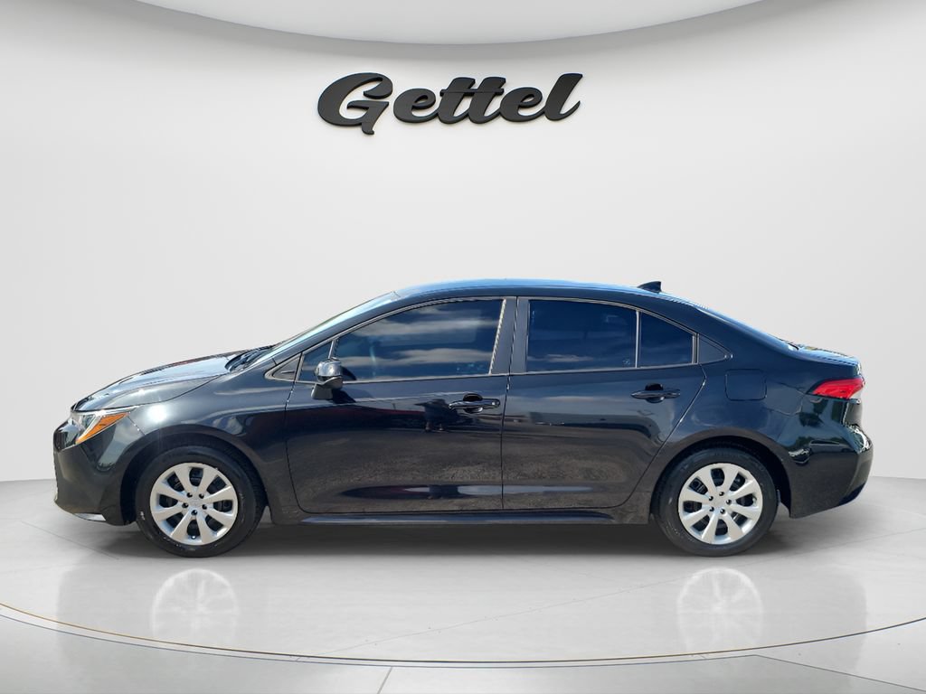 Used 2022 Toyota Corolla LE FWD image 8