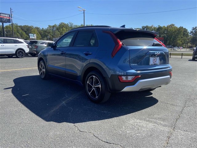 New 2025 Kia Niro EX image 4