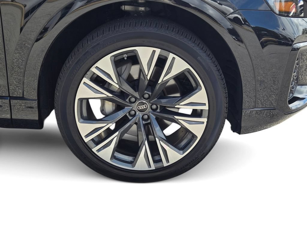 Used 2025 Audi Q8 Prestige AWD/4WD image 6
