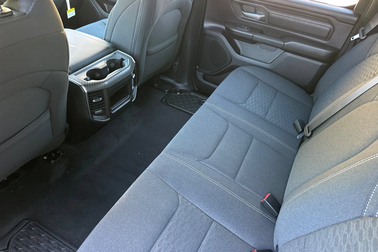 New 2026 RAM 1500 Express AWD/4WD image 11