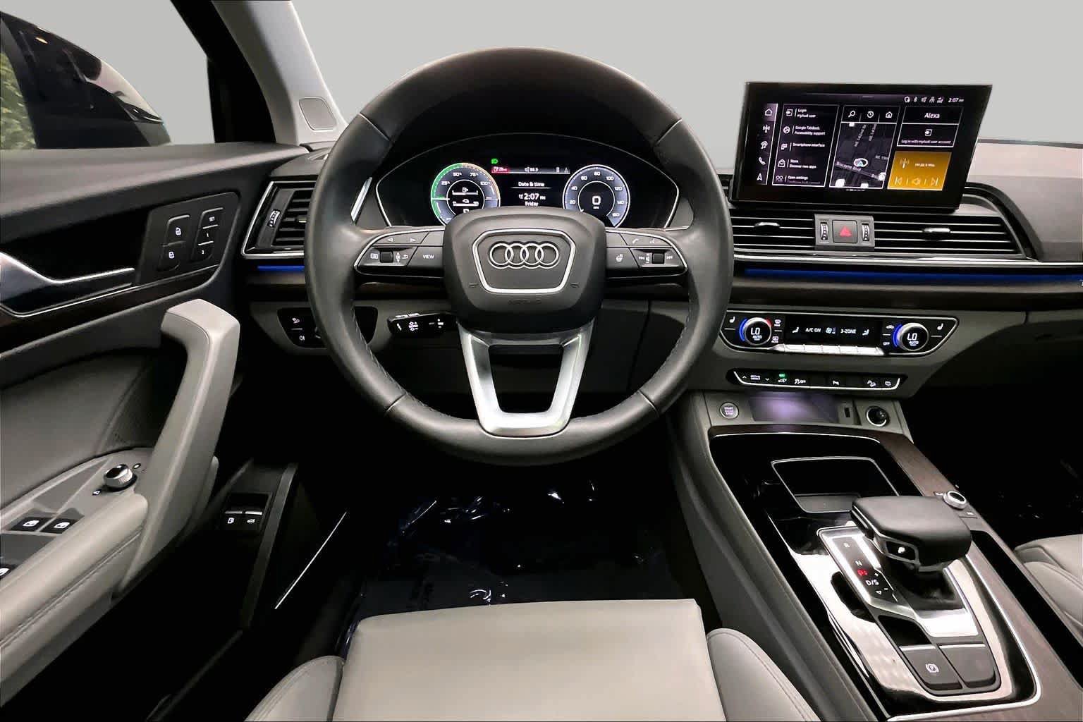 Certified 2025 Audi Q5 e Premium Plus w/ Premium Plus Package AWD/4WD image 5