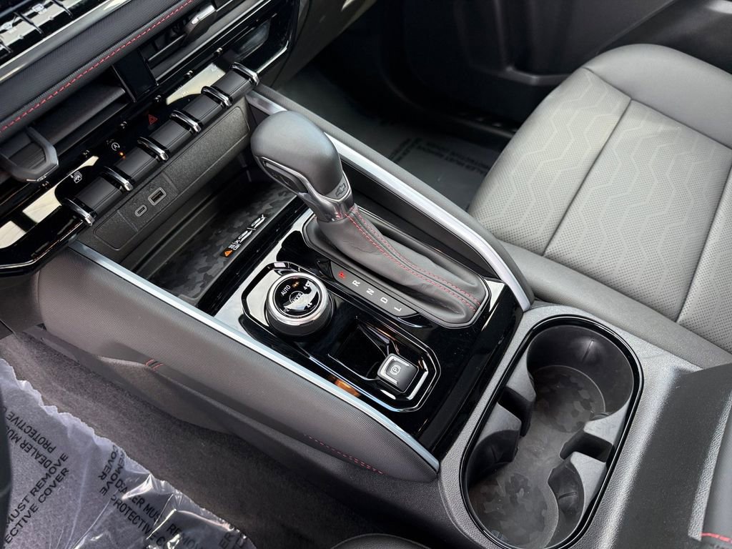 Certified 2025 Chevrolet Colorado Z71 w/ Z71 Convenience Package 2 AWD/4WD image 23