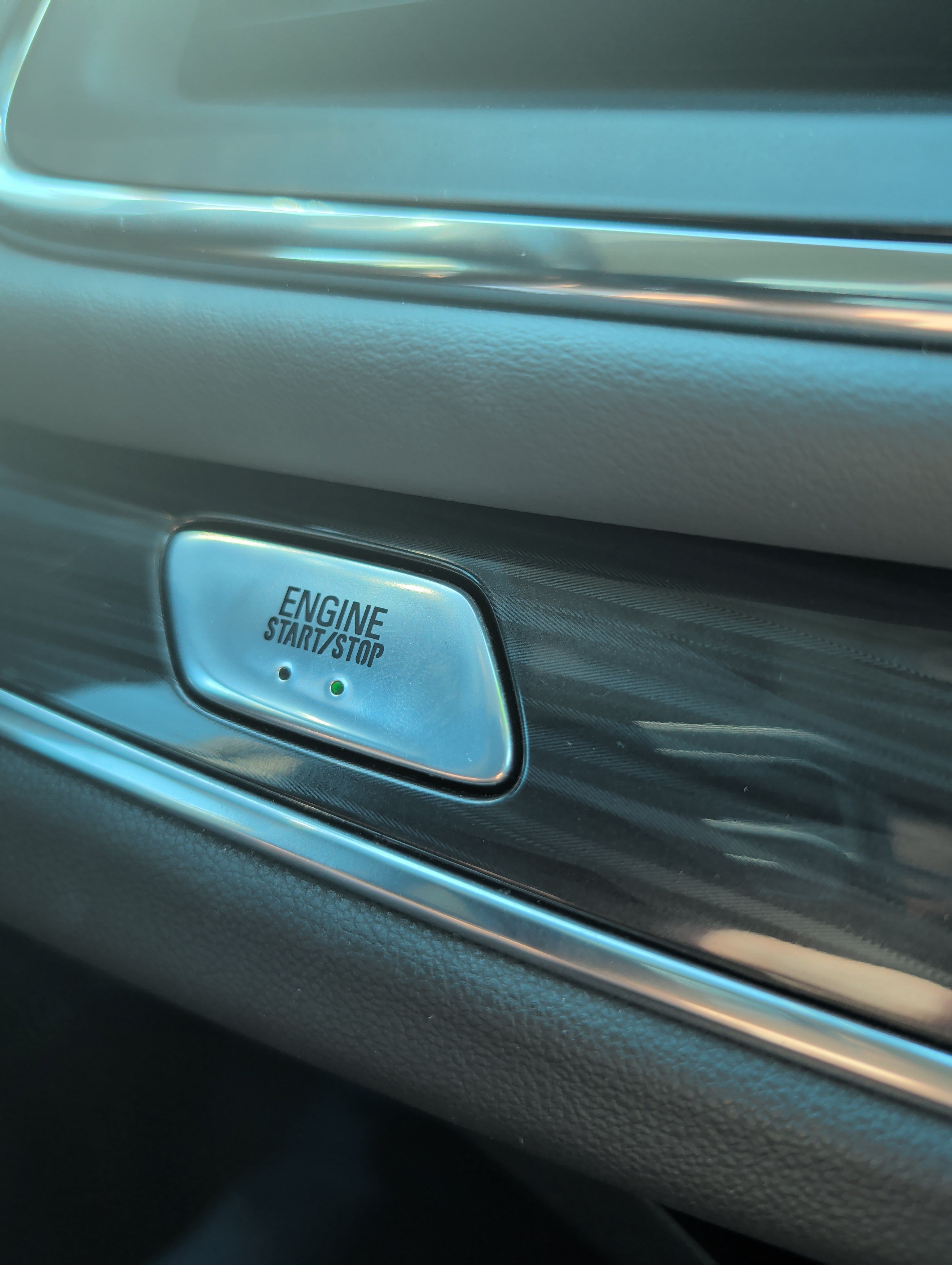 Used 2019 Buick Enclave Essence FWD image 44