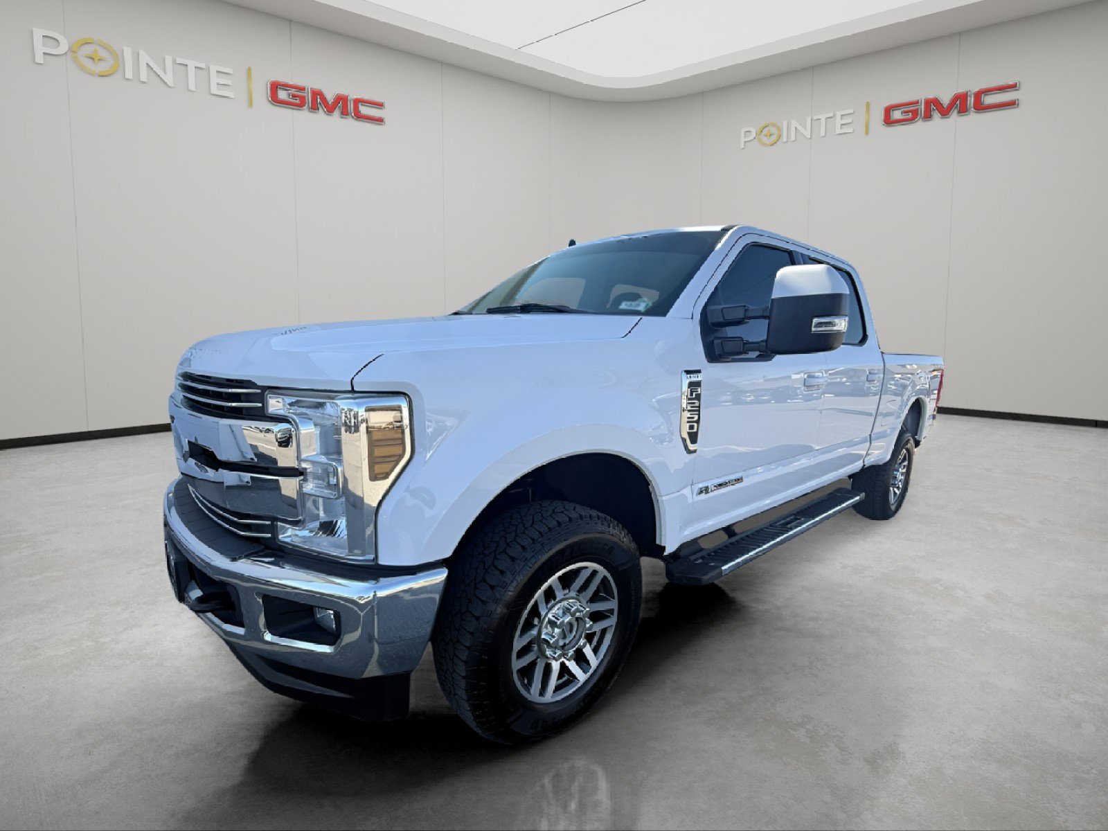 Used 2019 Ford F250 Lariat w/ Lariat Value Package image 6