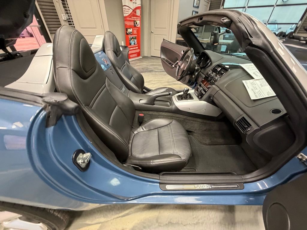Used 2008 Saturn Sky w/ Premium Trim Package image 33