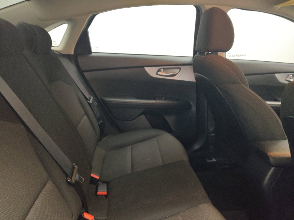 Used 2022 Kia Forte LXS w/ LXS Technology Package FWD image 19