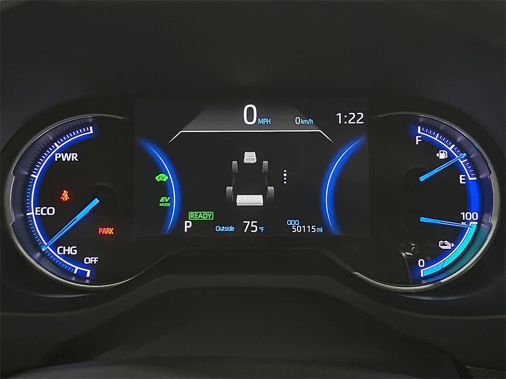 Used 2021 Toyota RAV4 SE image 19