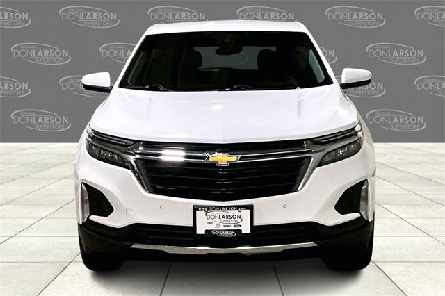 Used 2023 Chevrolet Equinox LT image 2