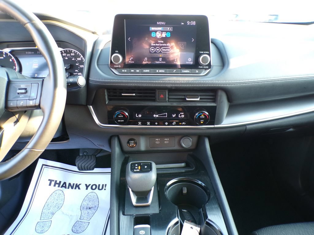 Used 2025 Nissan Rogue SV AWD/4WD image 25