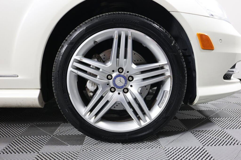 Used 2013 Mercedes-Benz S 550 4MATIC image 6