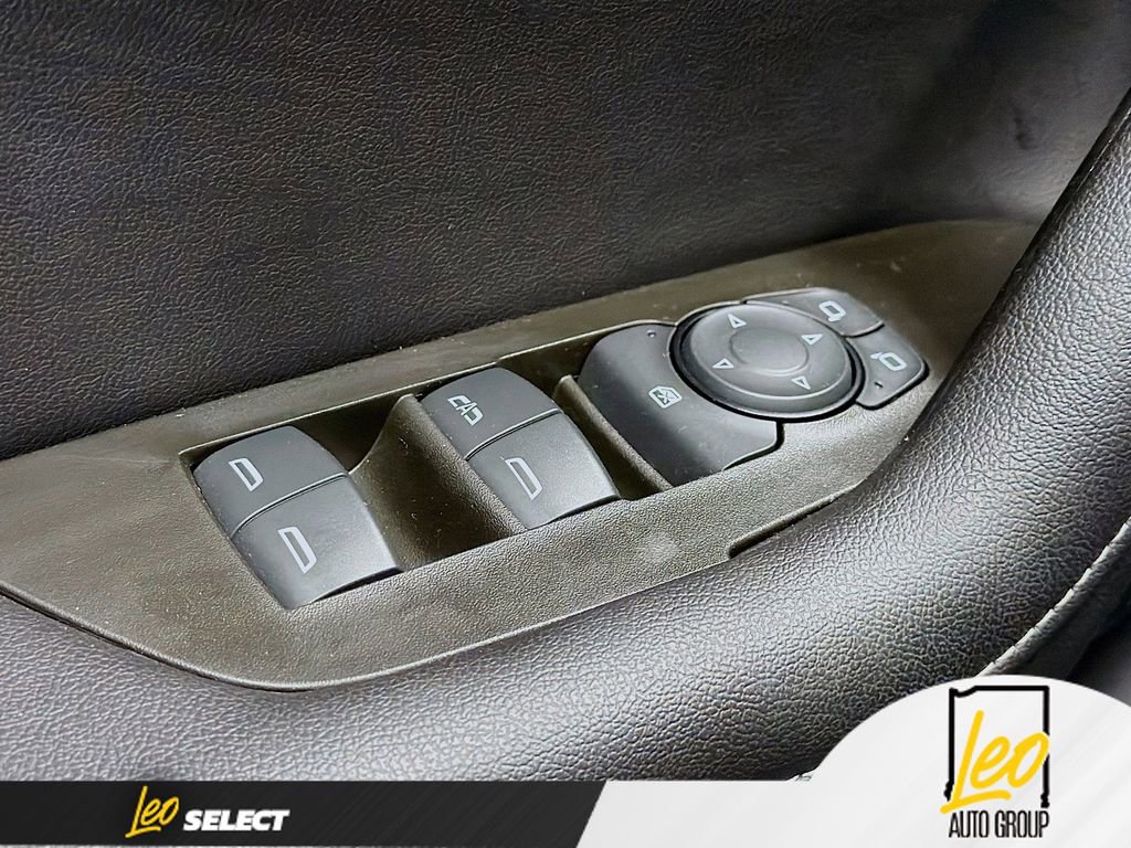 Used 2023 Chevrolet Blazer LT w/ Convenience Package image 17