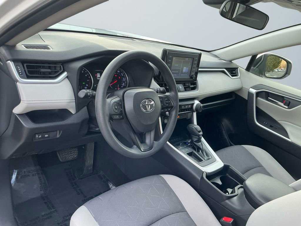 Used 2019 Toyota RAV4 XLE image 11