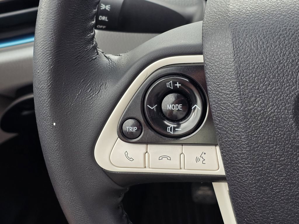 Used 2017 Toyota Prius Prime Plus image 28