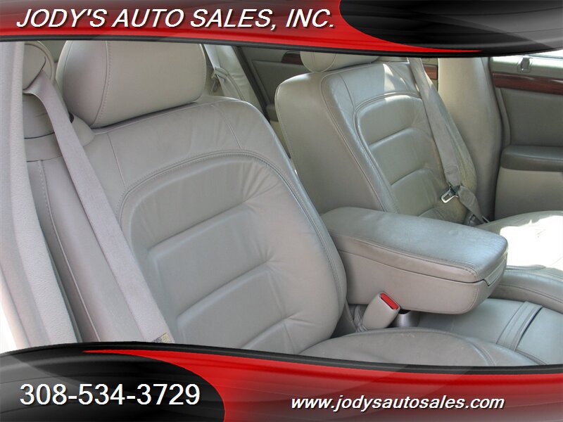 Used 2002 Cadillac De Ville image 21
