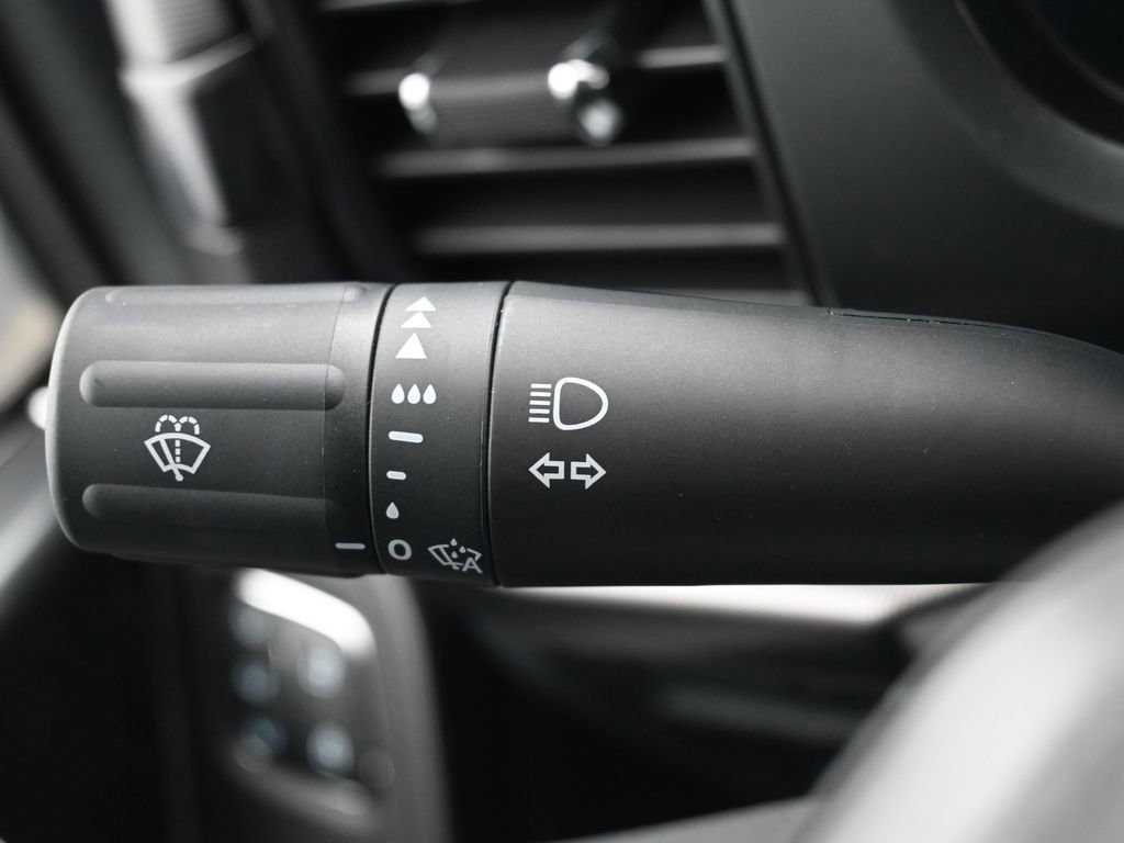 New 2025 Ford F150 Lariat w/ Equipment Group 502A High image 21