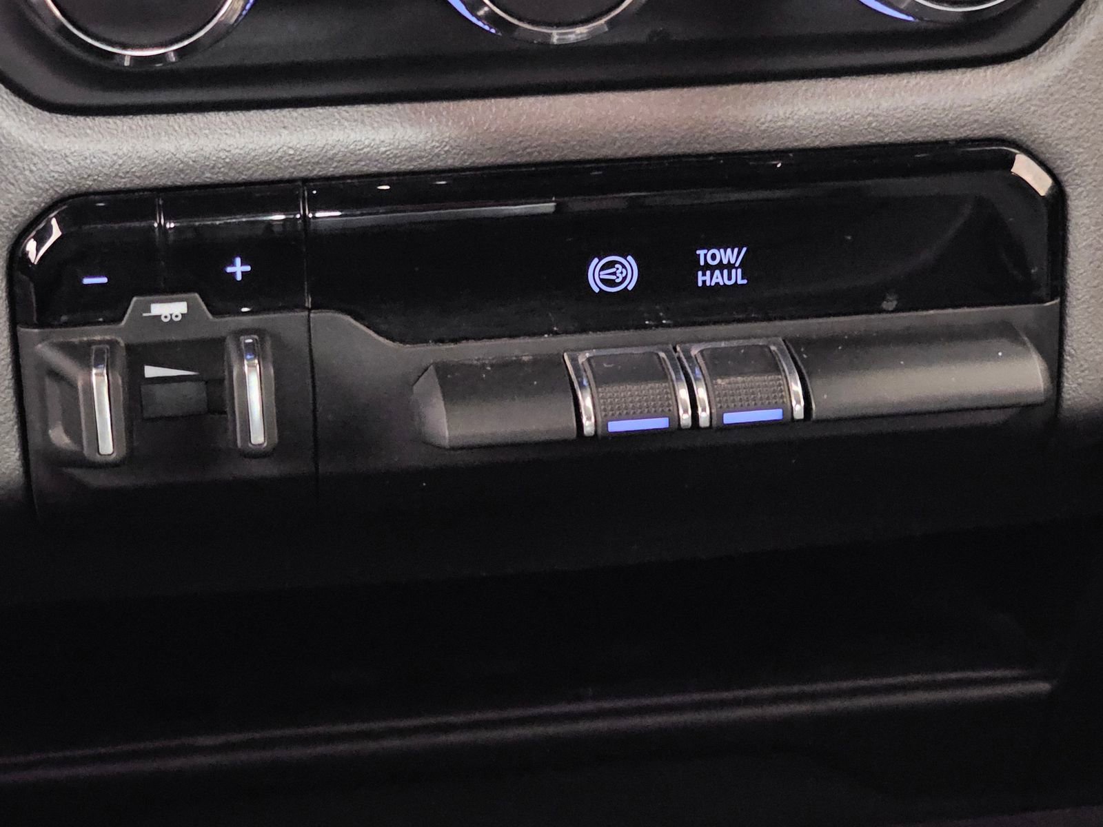 Used 2024 RAM 3500 Big Horn image 21