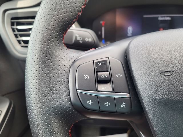 Used 2025 Ford Escape ST-Line FWD image 21