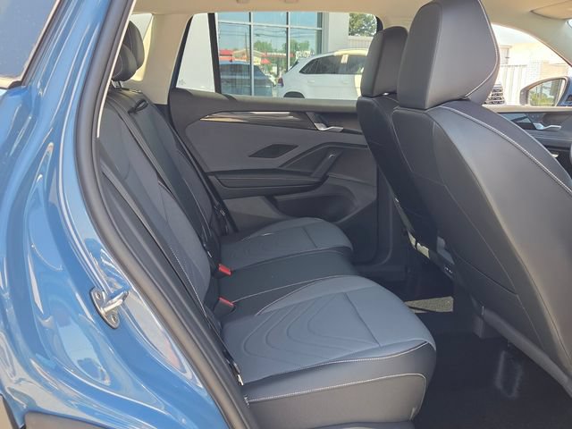 New 2026 Volkswagen Tiguan SE FWD image 16