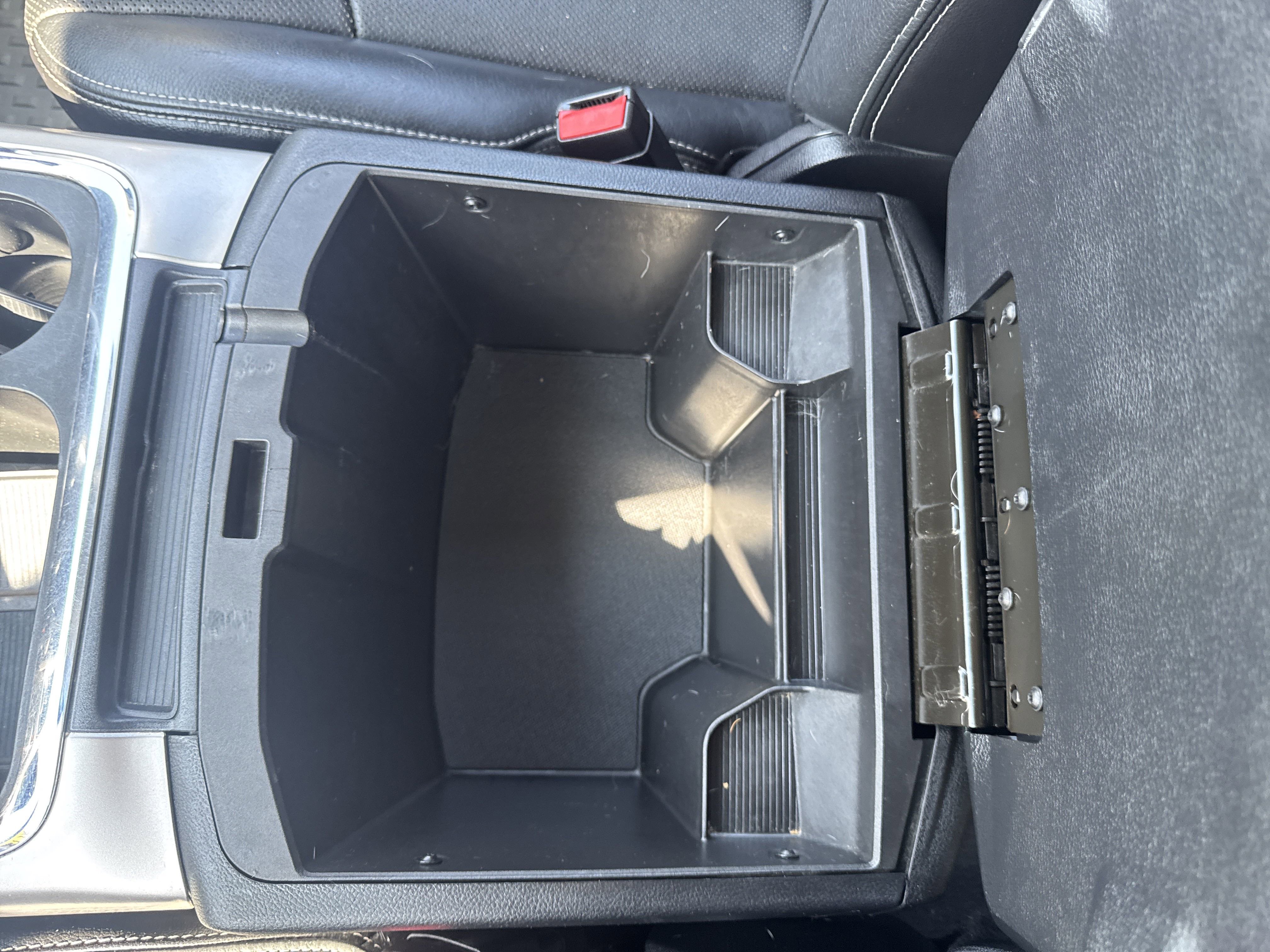 Used 2016 RAM 1500 Laramie w/ Convenience Group image 25