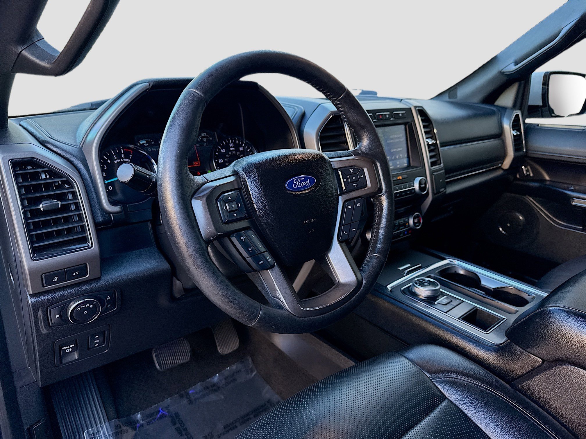 Used 2018 Ford Expedition Max XLT w/ Equipment Group 202A image 7