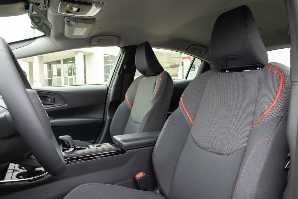 New 2026 Toyota Prius Plug-In Hybrid image 8