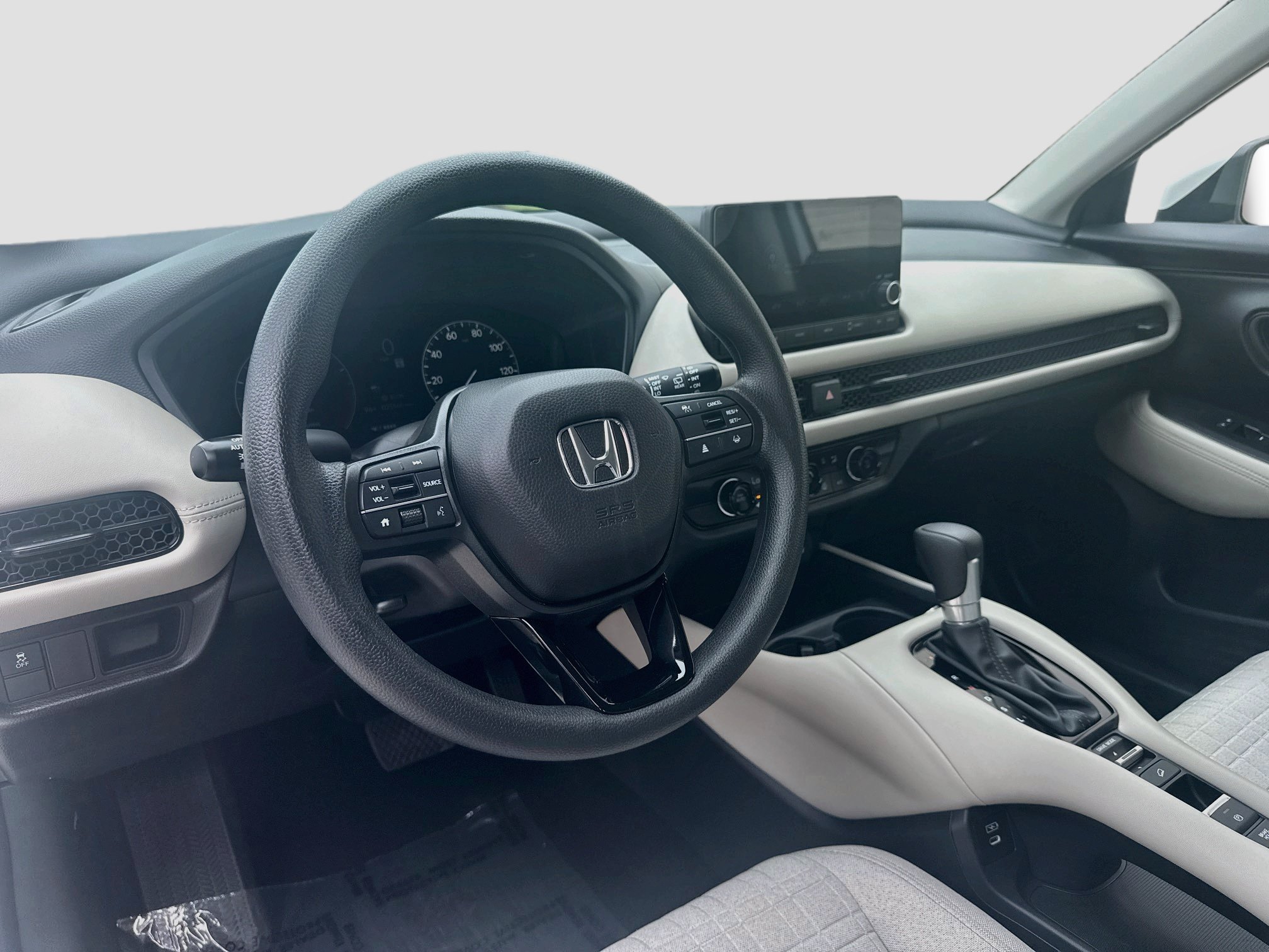 Used 2025 Honda HR-V LX image 7