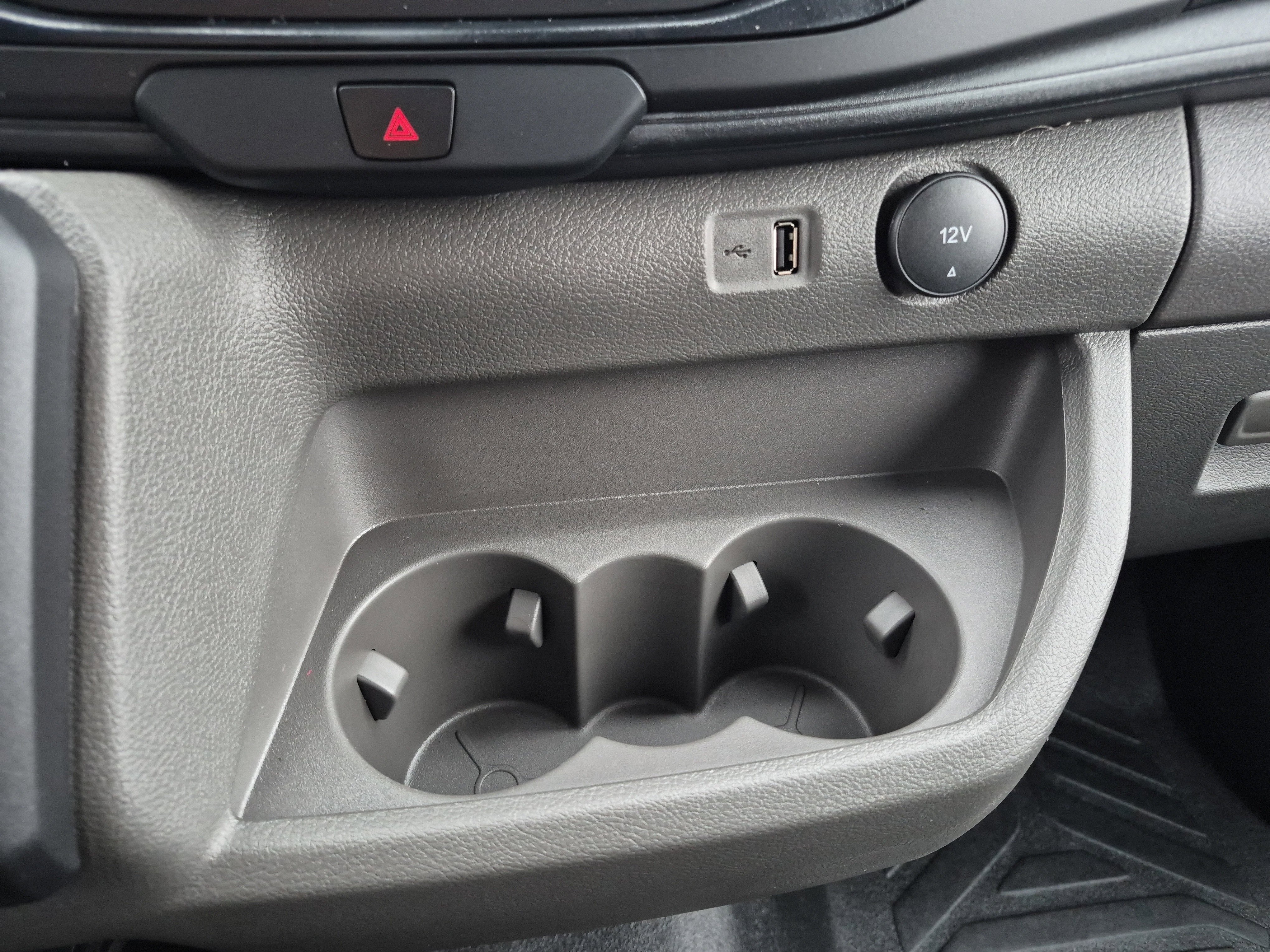 New 2026 Ford Transit 250 148 Medium Roof w/ Load Area Protection Package image 28