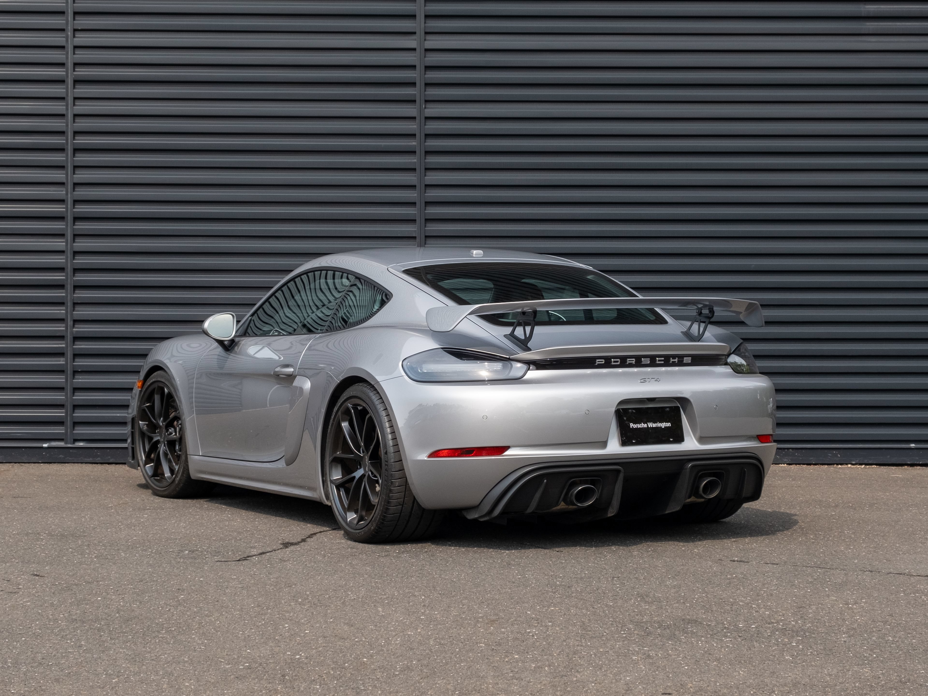 Certified 2021 Porsche 718 Cayman GT4 RWD image 3