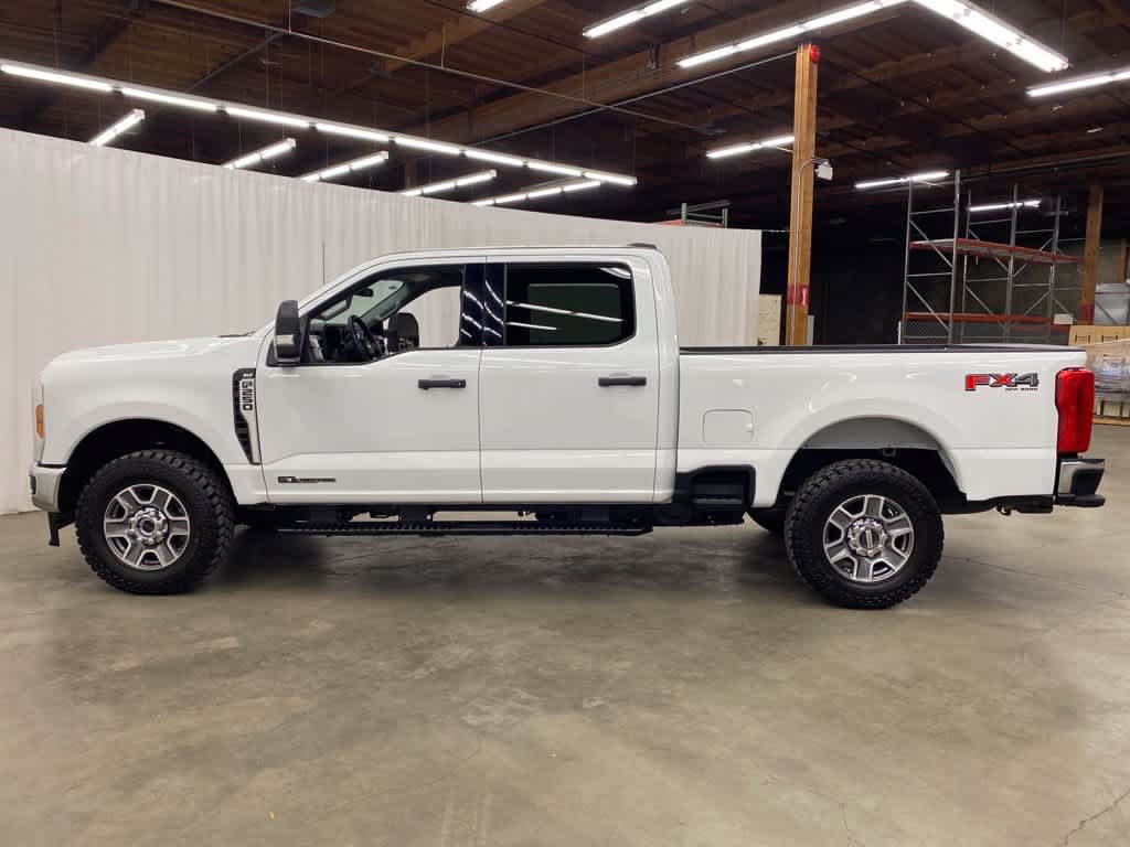 Used 2025 Ford F250 XLT w/ FX4 Off-Road Package AWD/4WD image 3