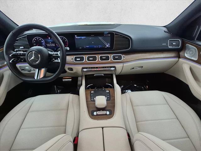 Used 2025 Mercedes-Benz GLS 450 4MATIC image 20