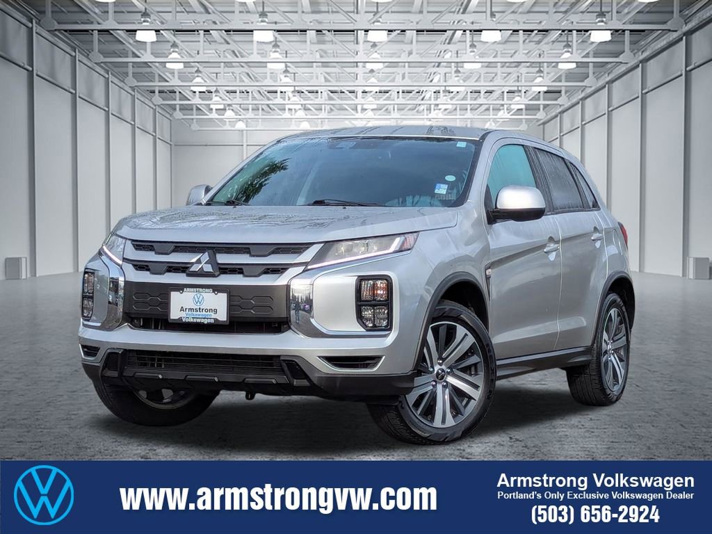 Used 2025 Mitsubishi Outlander Sport ES image 1