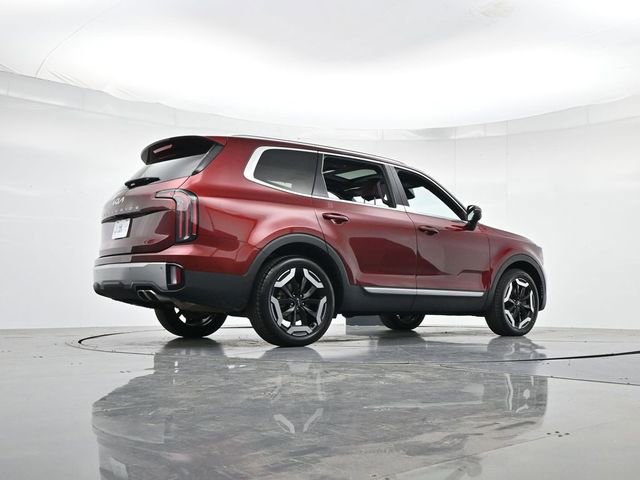 Used 2023 Kia Telluride EX w/ EX Captain's Chair Package FWD image 30