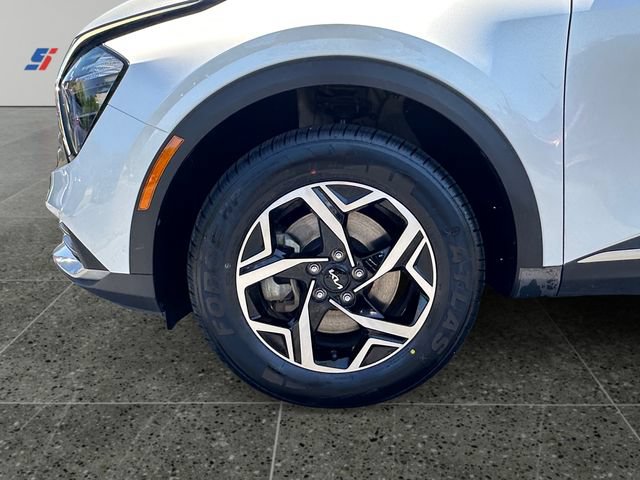 Used 2023 Kia Sportage LX AWD/4WD image 14