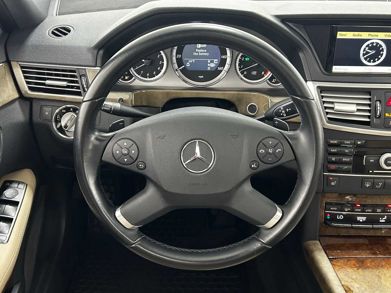Used 2010 Mercedes-Benz E 350 4MATIC Sedan image 13